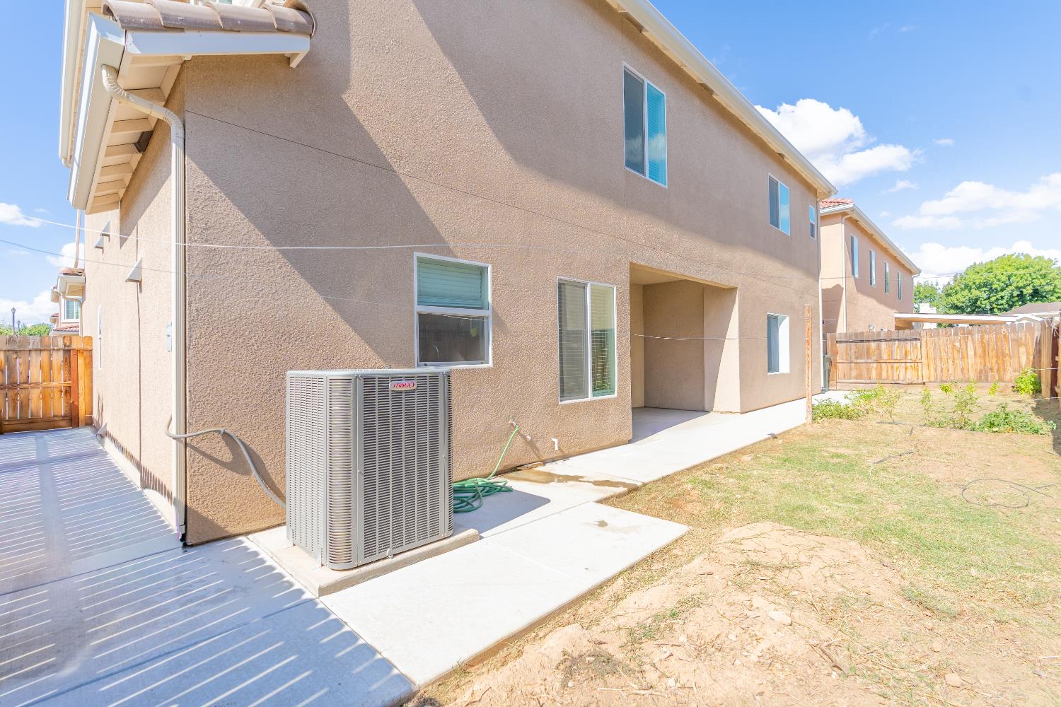 4430 W Langden Dr, Fresno, CA 93722