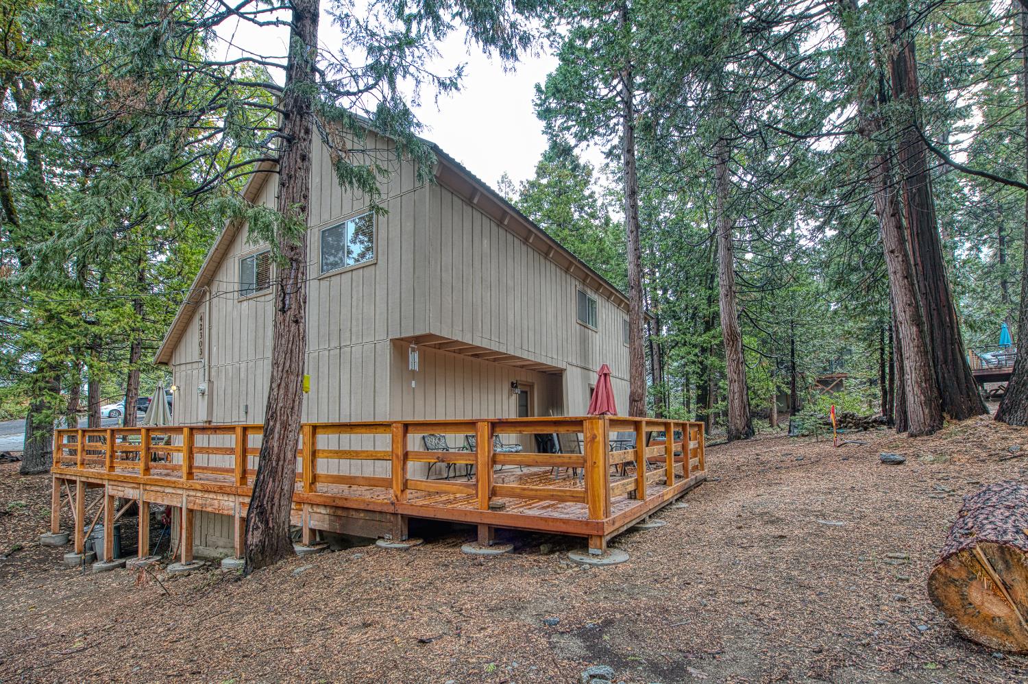 42303 Hanging Branch Rd, Shaver Lake, CA 93664