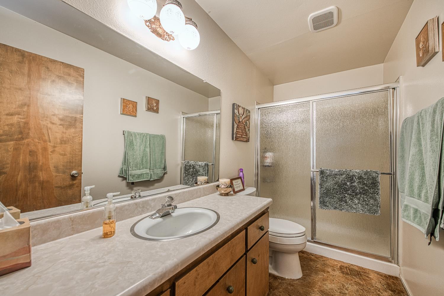 42303 Hanging Branch Rd, Shaver Lake, CA 93664