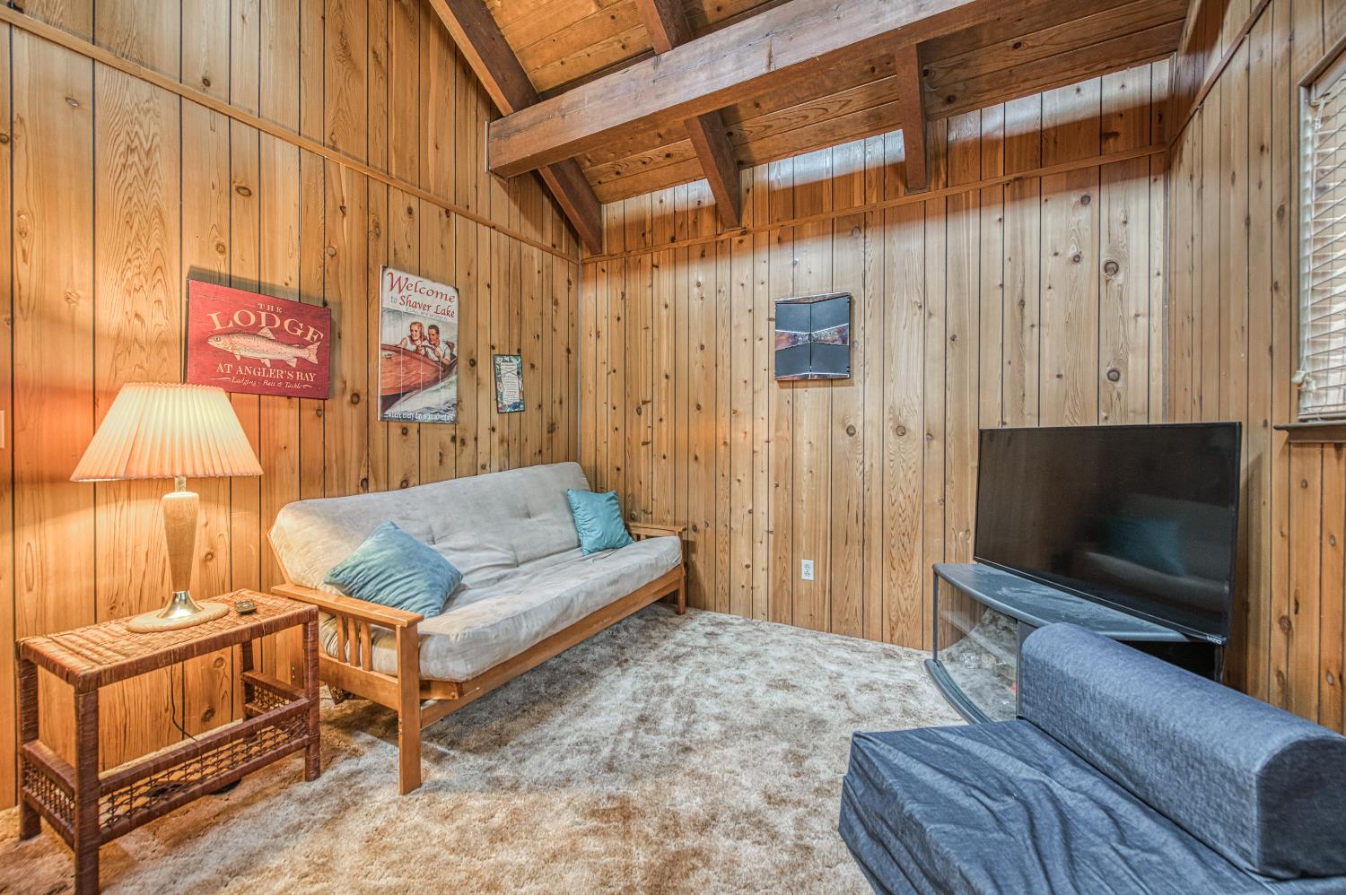 42303 Hanging Branch Rd, Shaver Lake, CA 93664