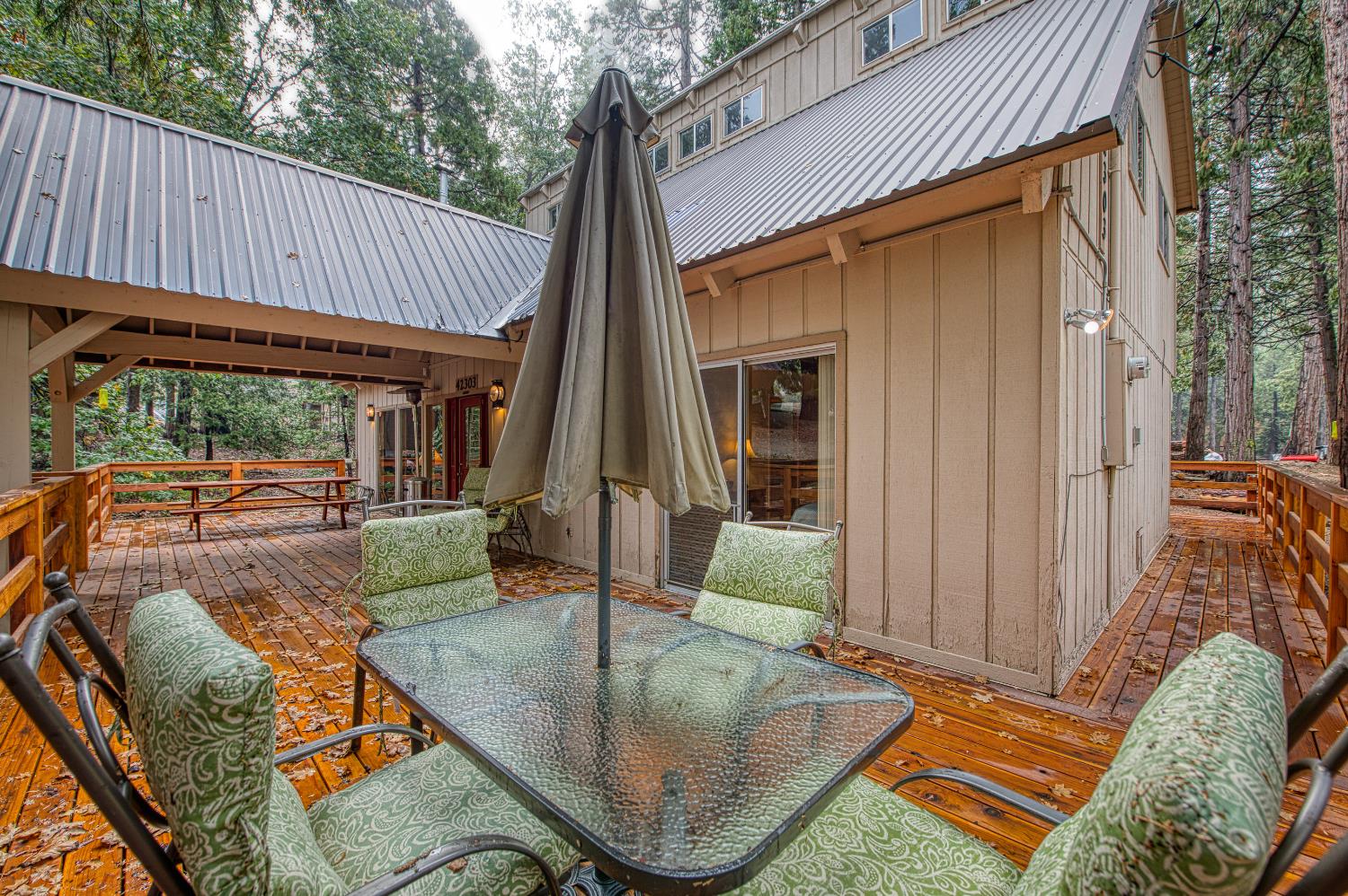 42303 Hanging Branch Rd, Shaver Lake, CA 93664