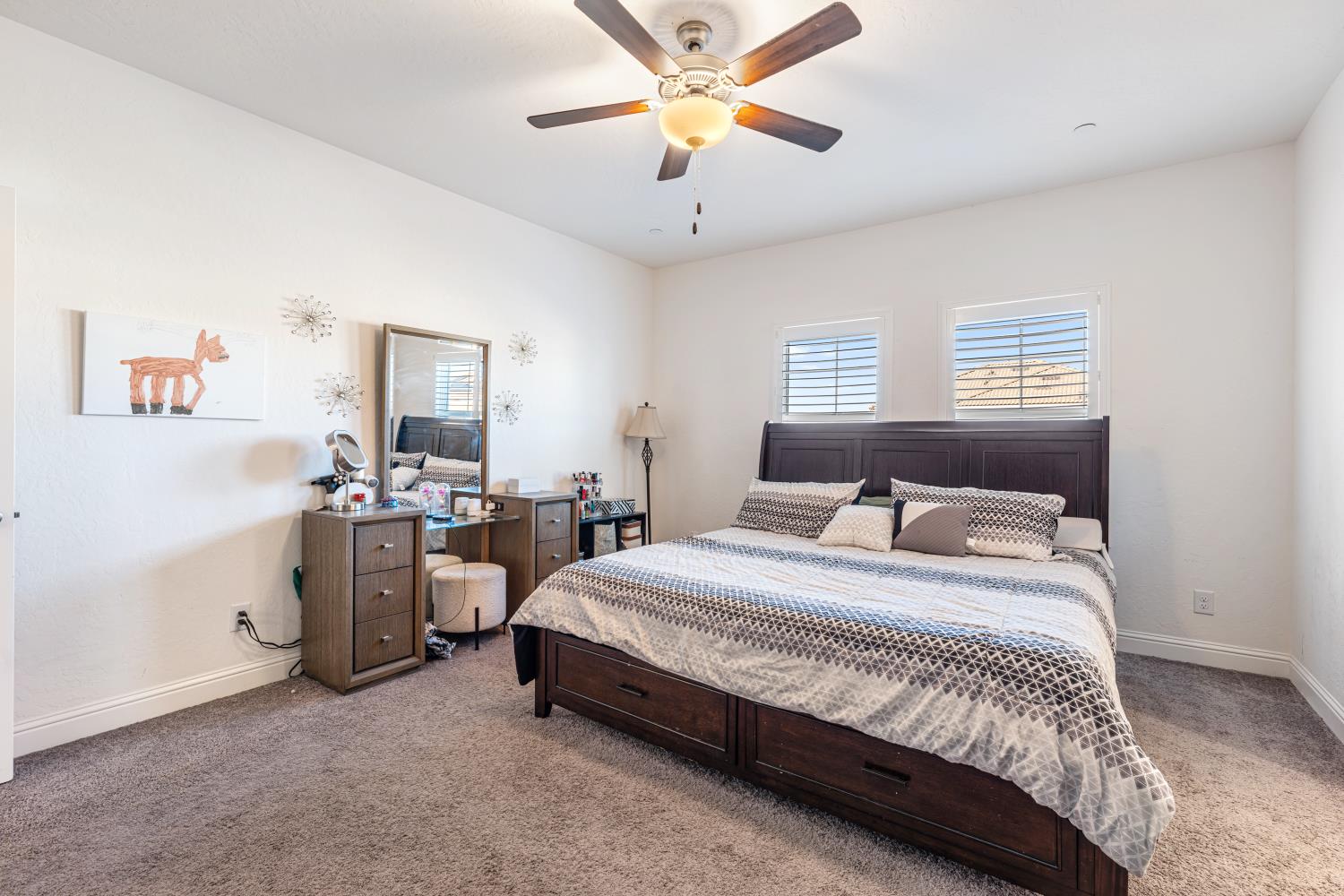 4473 W Langden Dr, Fresno, CA 93722