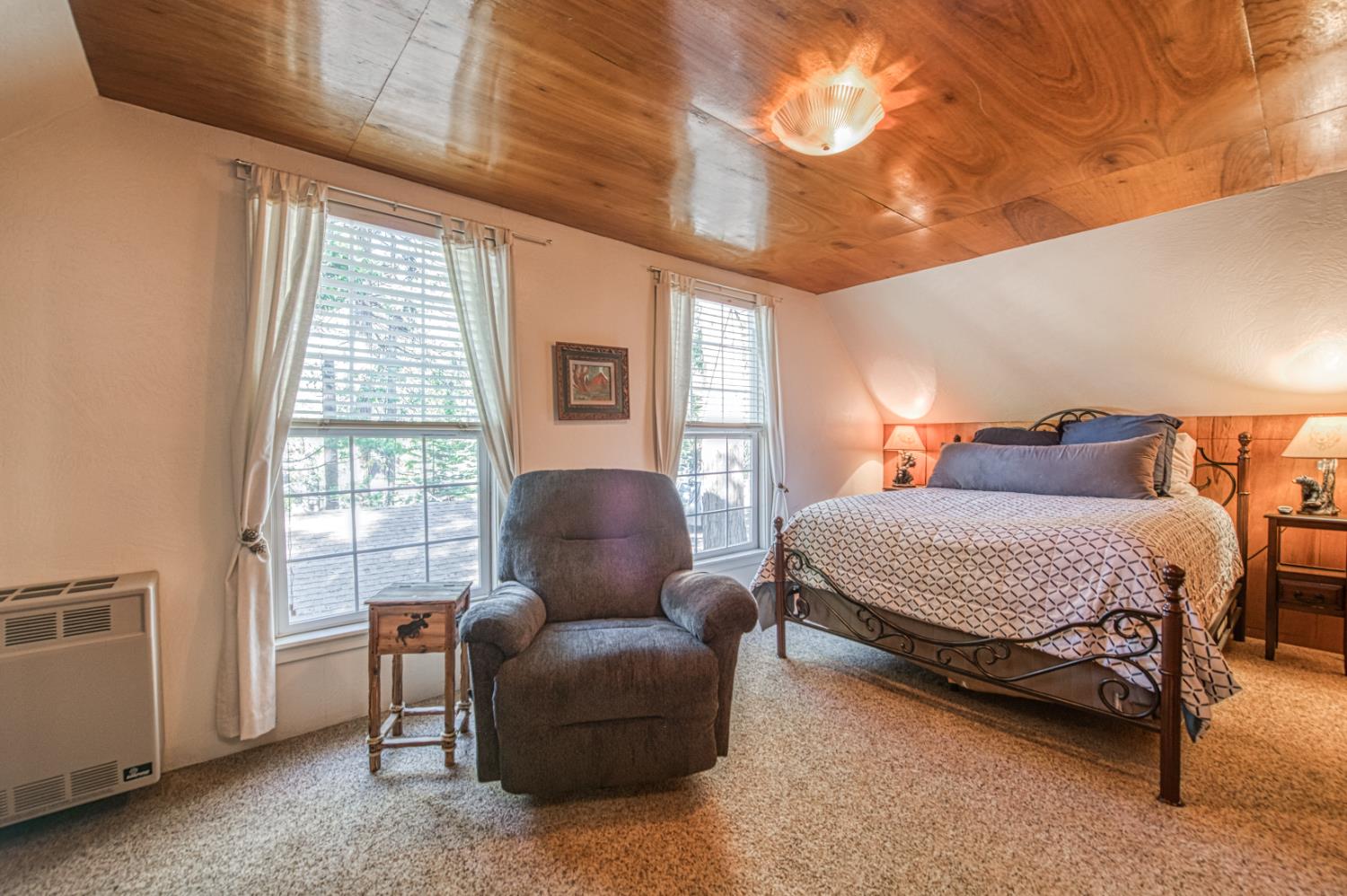 42088 Elderberry Rd, Shaver Lake, CA 93664