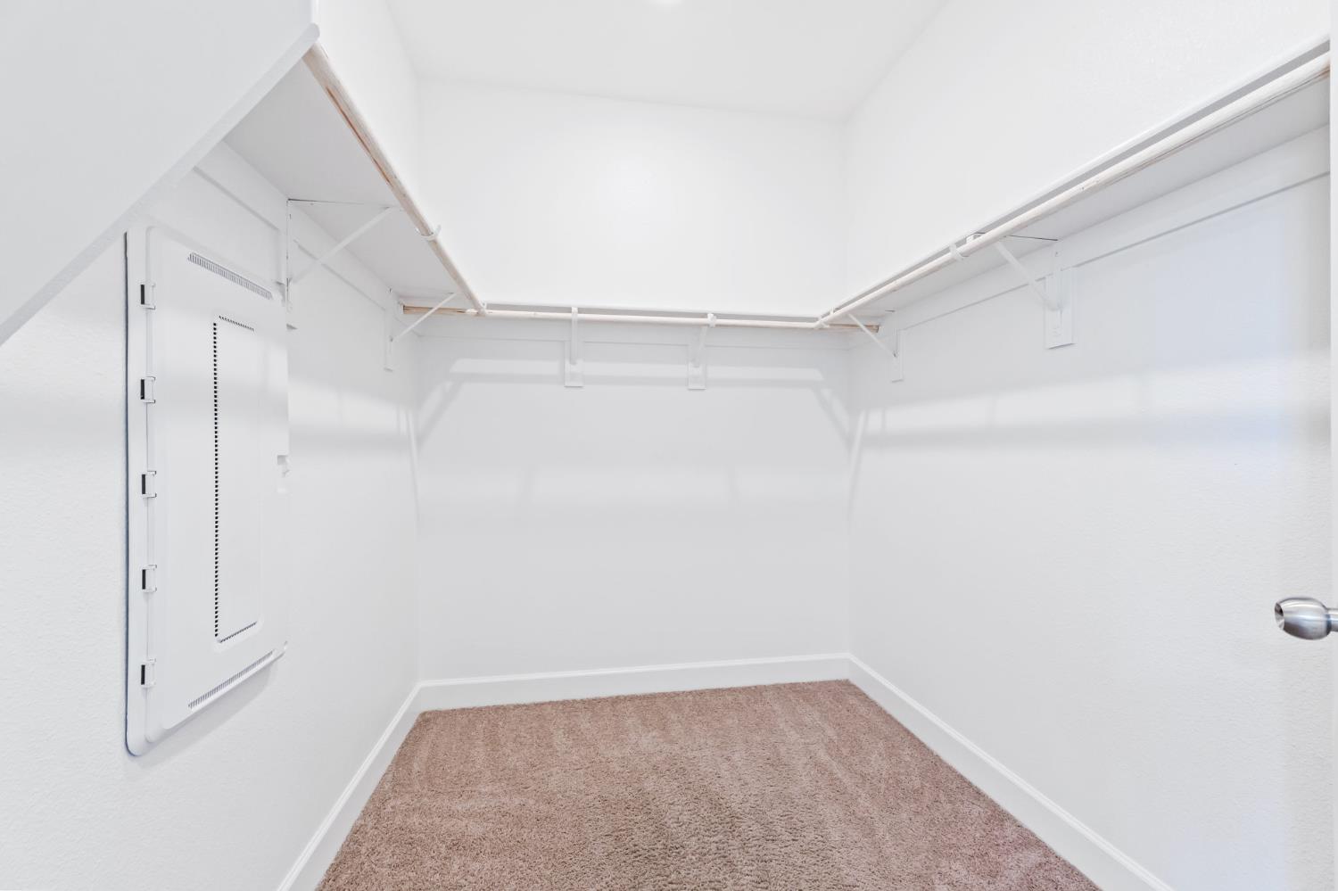 895 E Curtis Ave, Fowler, CA 93625