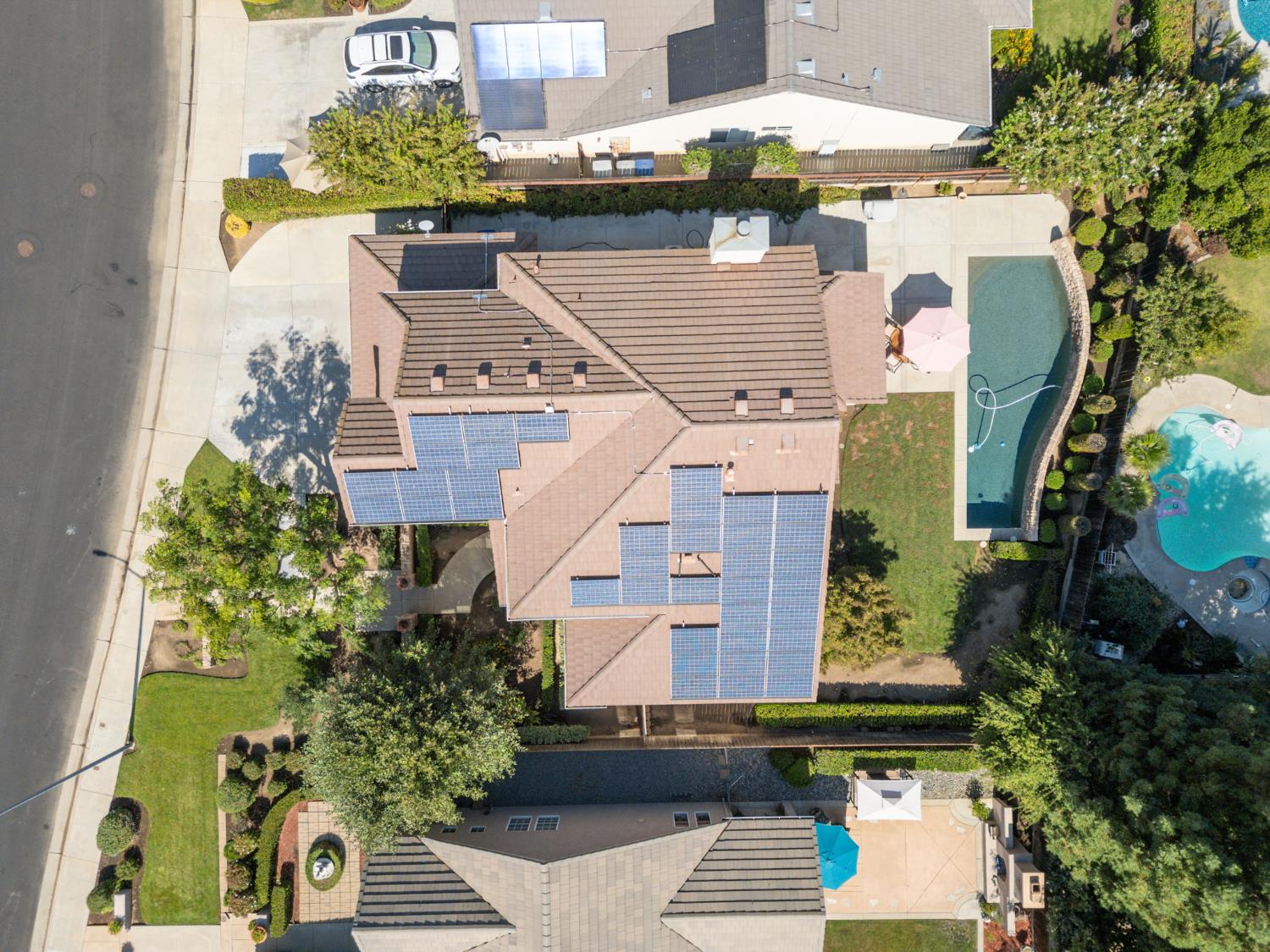 3033 Hanson Ave, Clovis, CA 93611