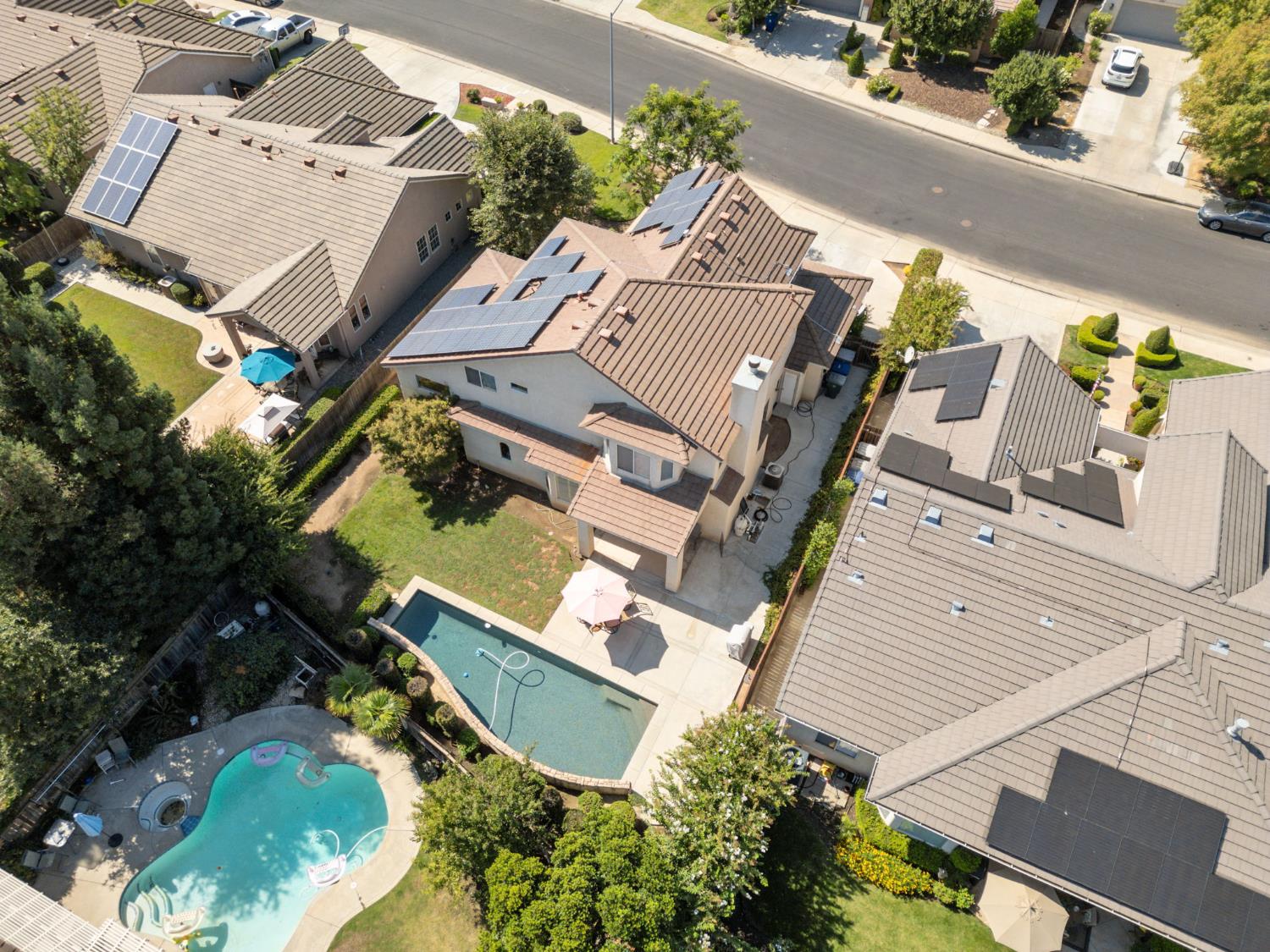 3033 Hanson Ave, Clovis, CA 93611