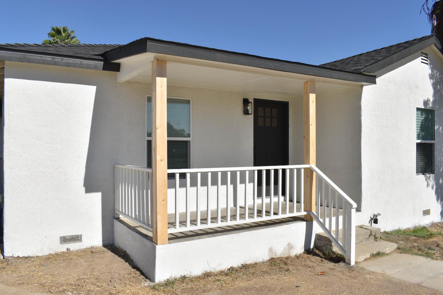 455 S 3rd St, Chowchilla, CA 93610