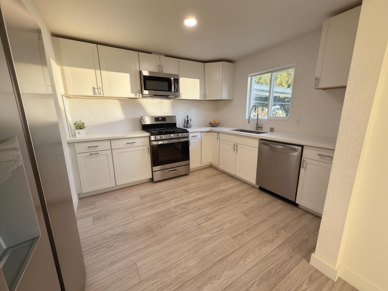 455 S 3rd St, Chowchilla, CA 93610