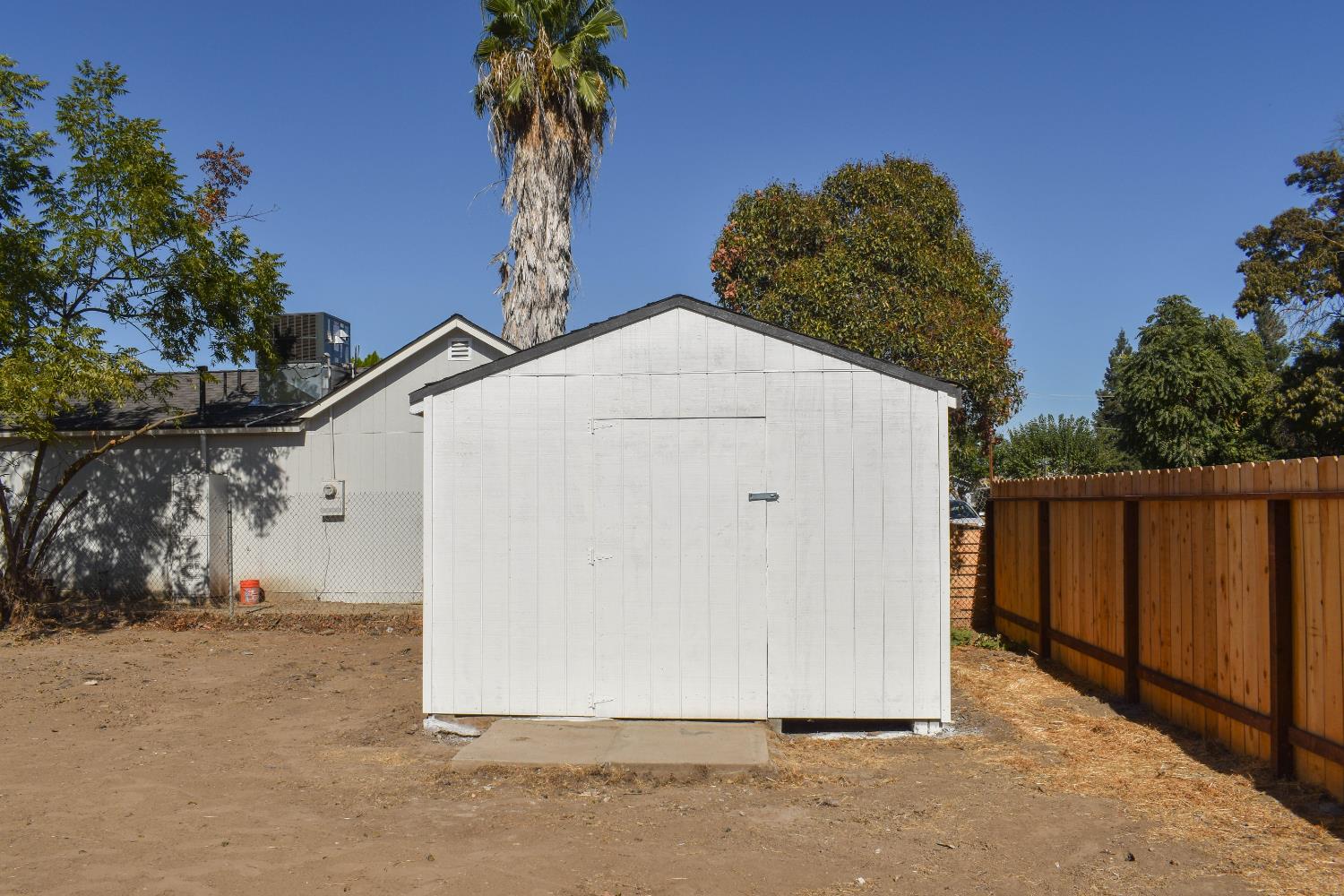 455 S 3rd St, Chowchilla, CA 93610