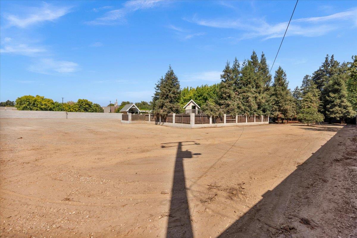 4481 N Palm Ave, Fresno, CA 93704