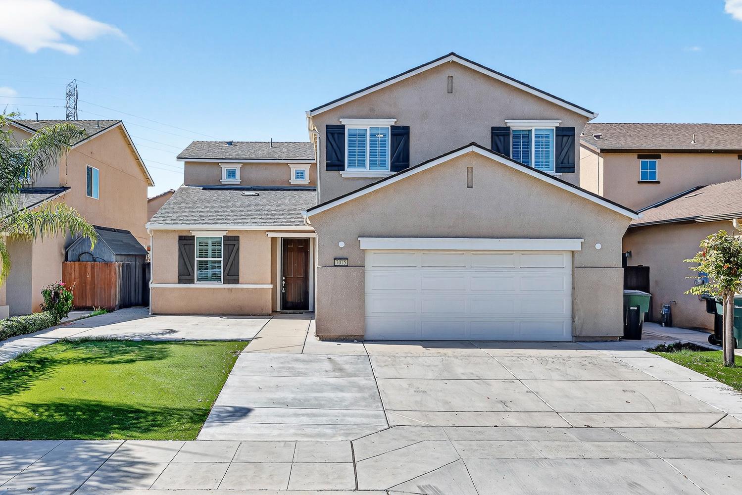 7075 N Shiraz Ave, Fresno, CA 93722