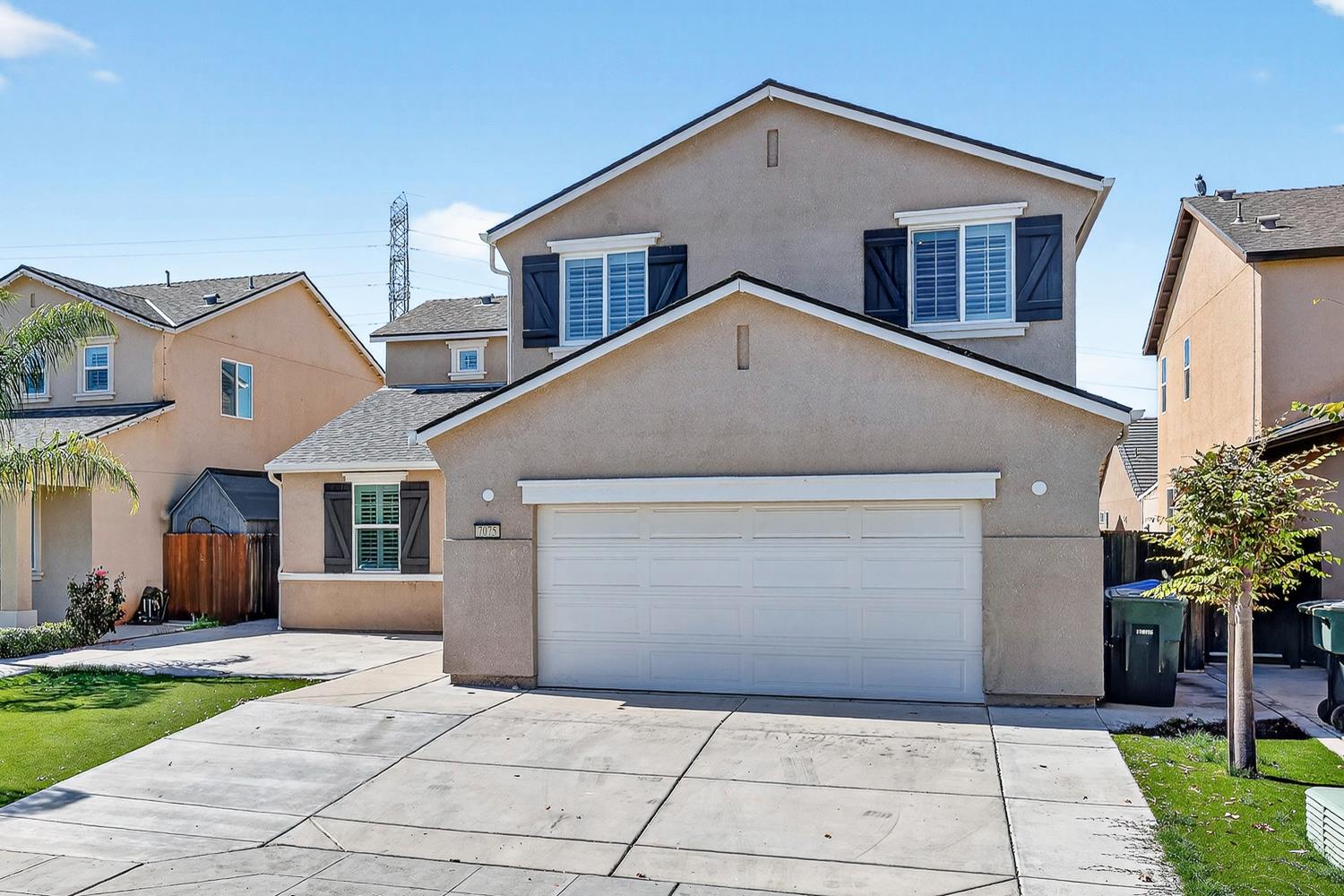 7075 N Shiraz Ave, Fresno, CA 93722