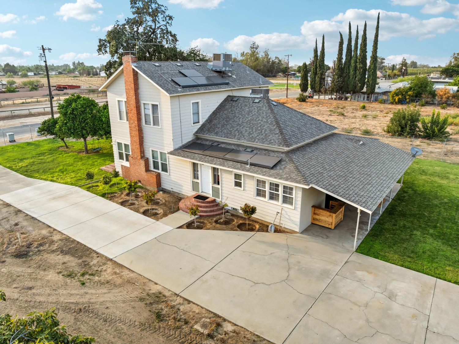 5938 S Cherry Ave, Fresno, CA 93706