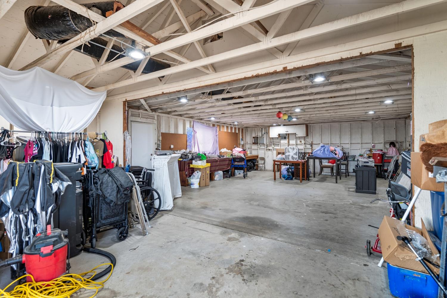 5938 S Cherry Ave, Fresno, CA 93706