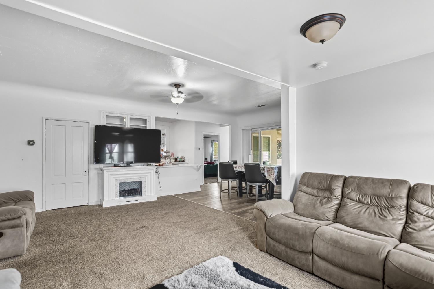 5938 S Cherry Ave, Fresno, CA 93706