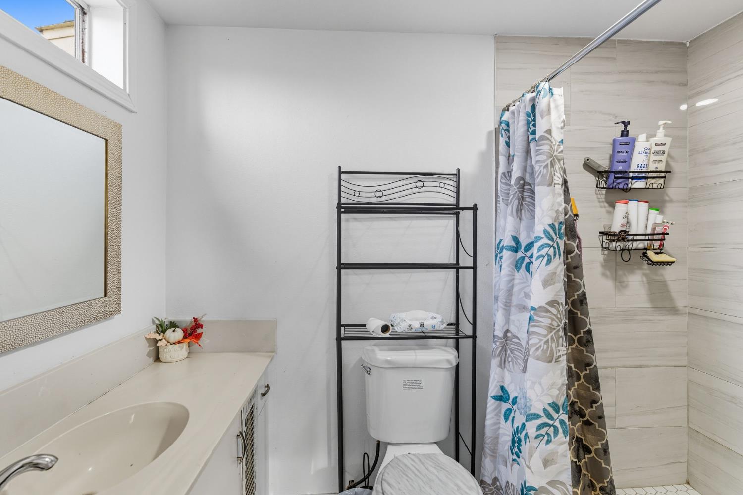 5938 S Cherry Ave, Fresno, CA 93706