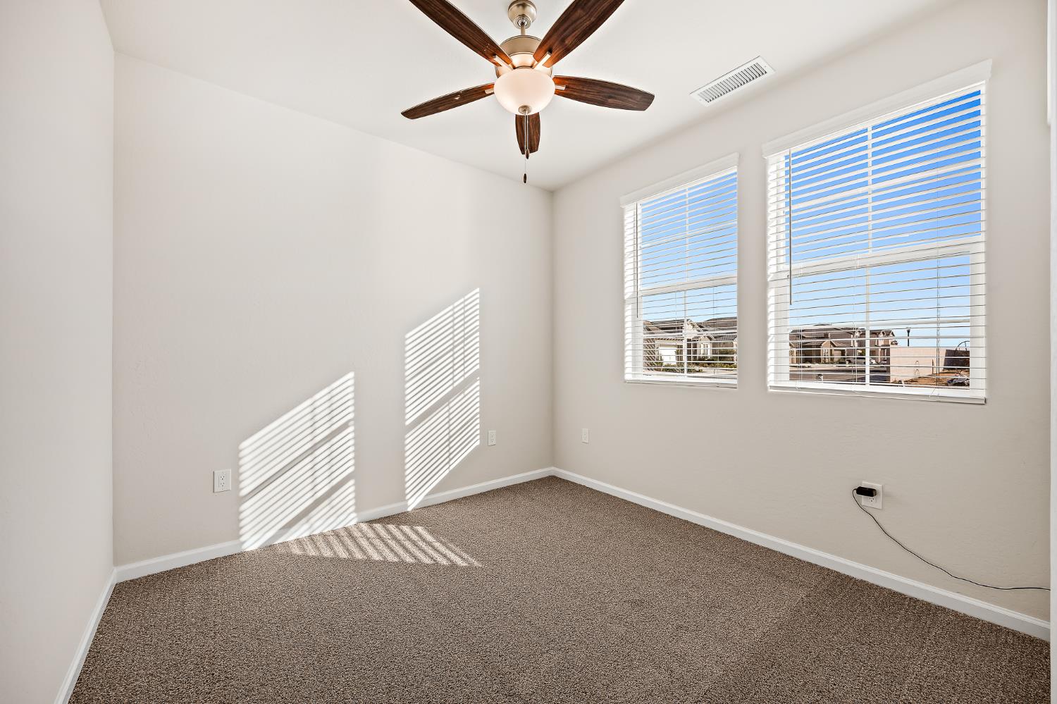 6435 E Millie Dr, Fresno, CA 93727