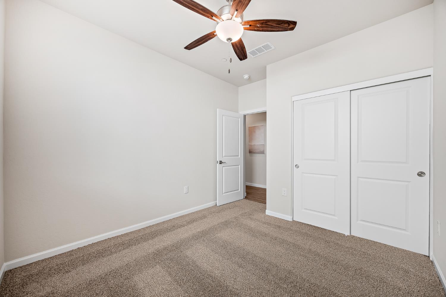 6435 E Millie Dr, Fresno, CA 93727