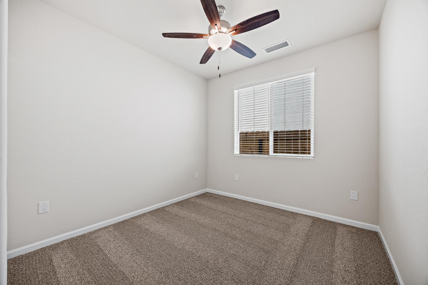 6435 E Millie Dr, Fresno, CA 93727