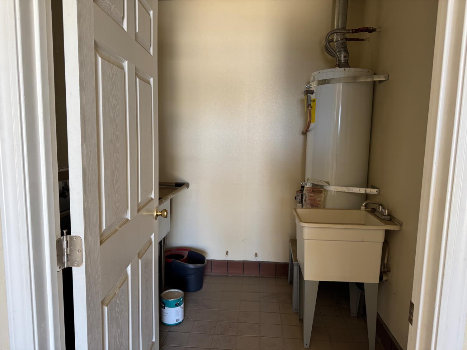 12441 W Shaw Ave, Fresno, CA 93723