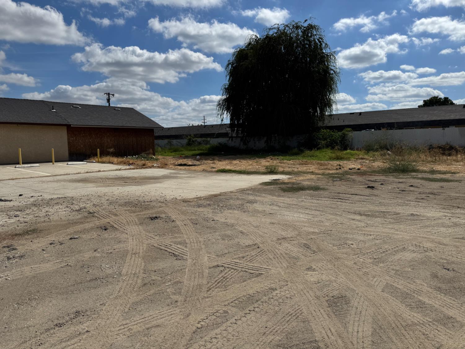 12441 W Shaw Ave, Fresno, CA 93723