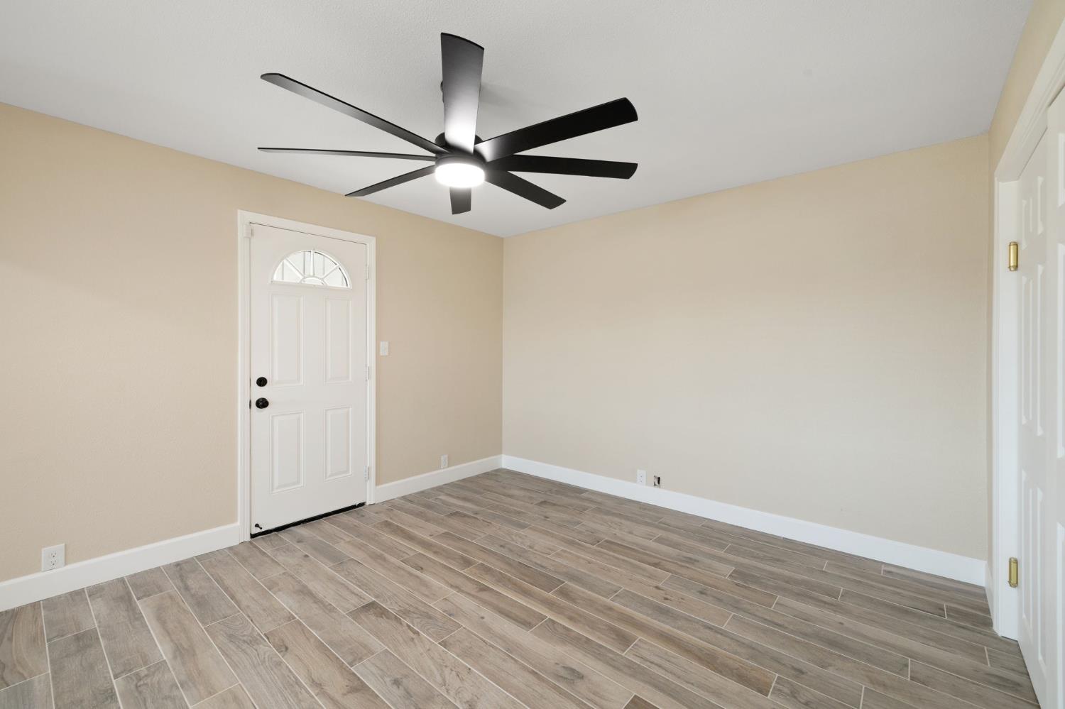 3641 S Cherry Ave, Fresno, CA 93706