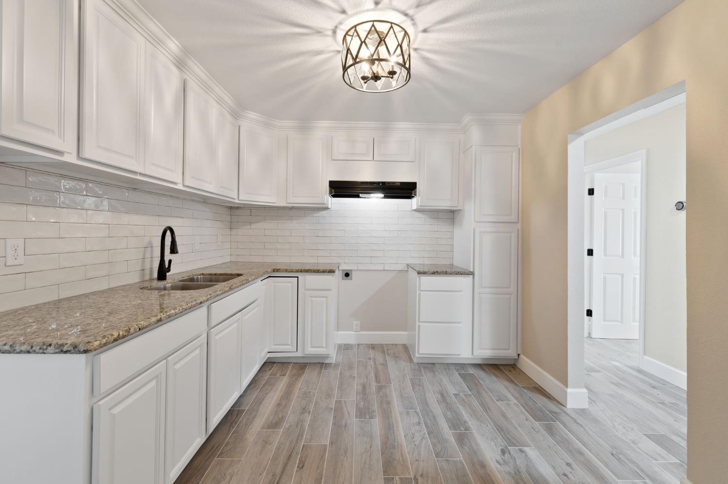 3641 S Cherry Ave, Fresno, CA 93706