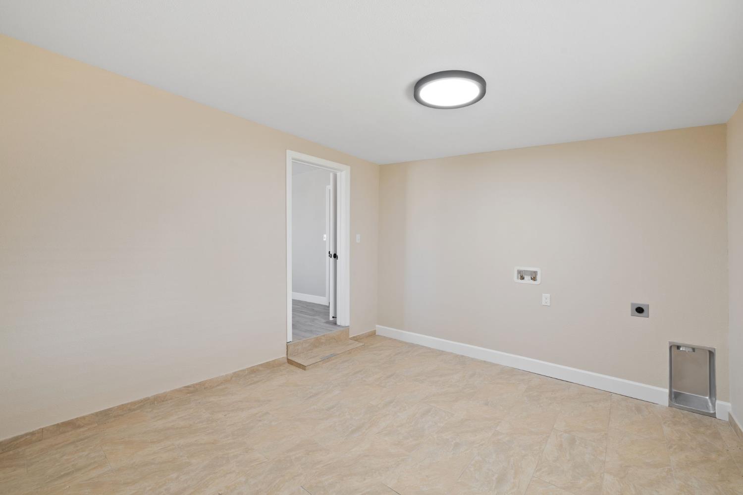 3641 S Cherry Ave, Fresno, CA 93706