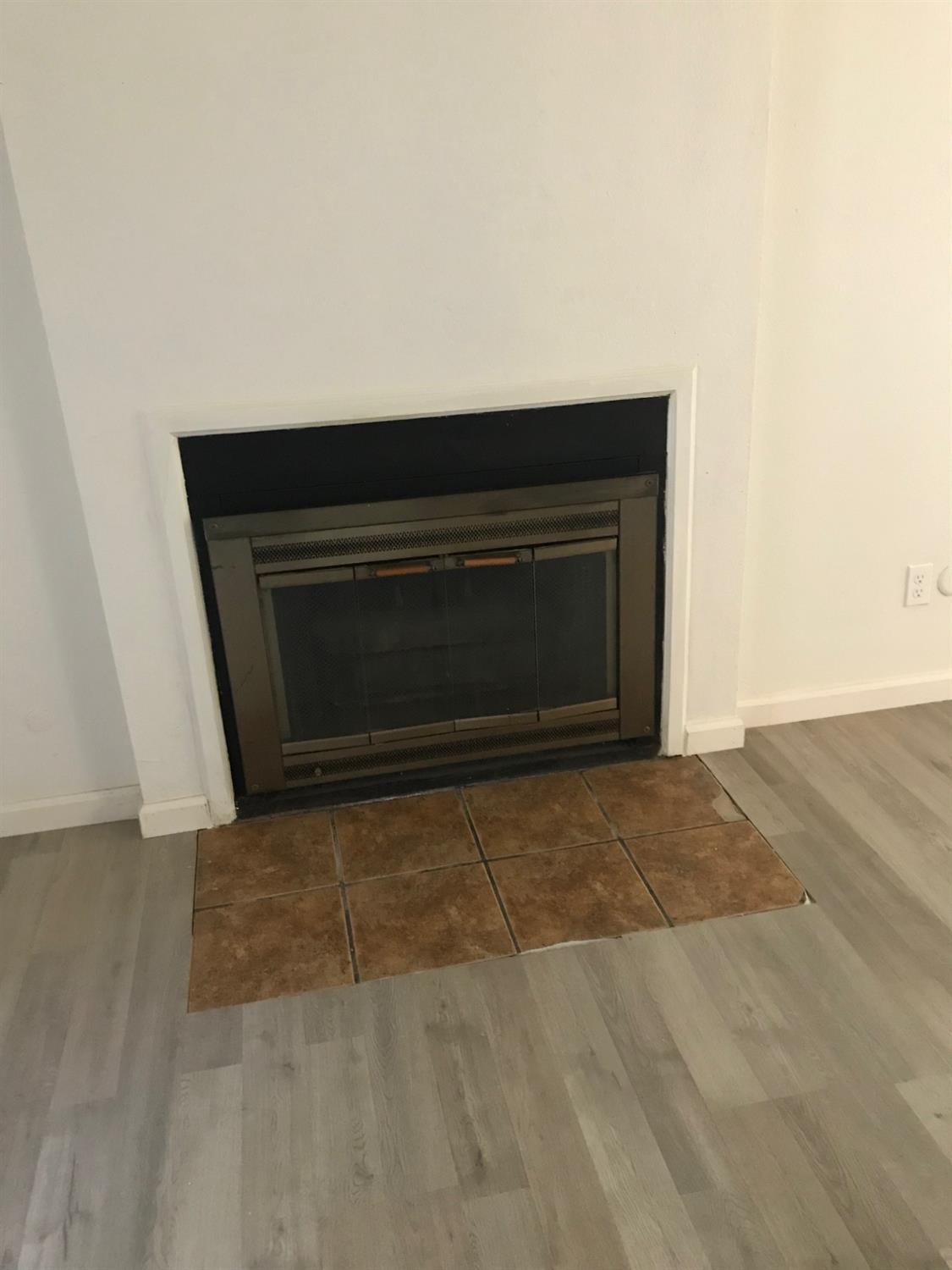 5181 E Olive #117, Fresno, CA 93727