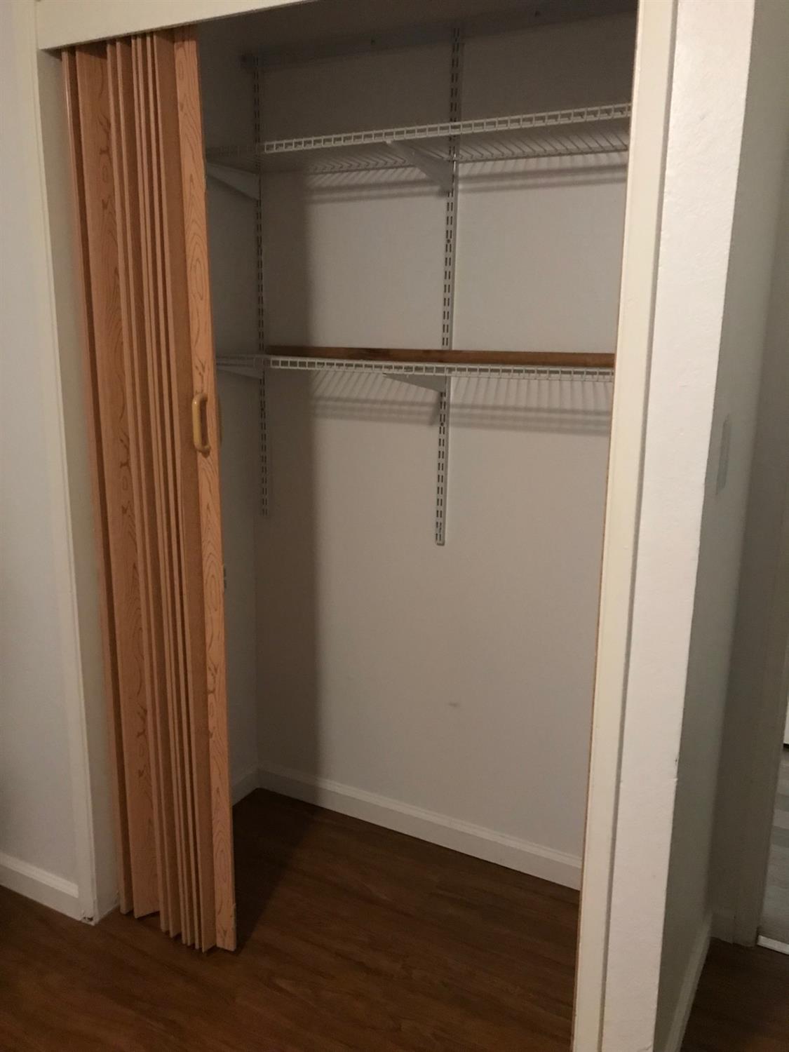 5181 E Olive #117, Fresno, CA 93727