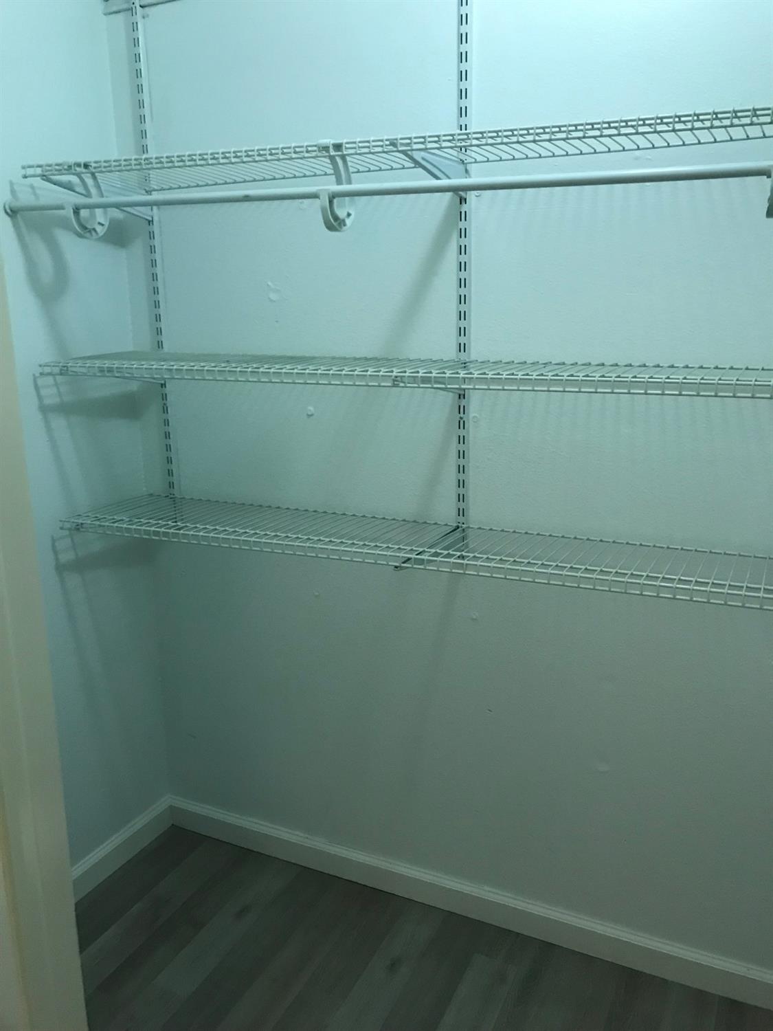 5181 E Olive #117, Fresno, CA 93727