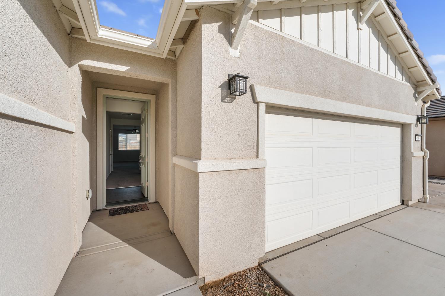 4686 N Casey Ave, Fresno, CA 93723