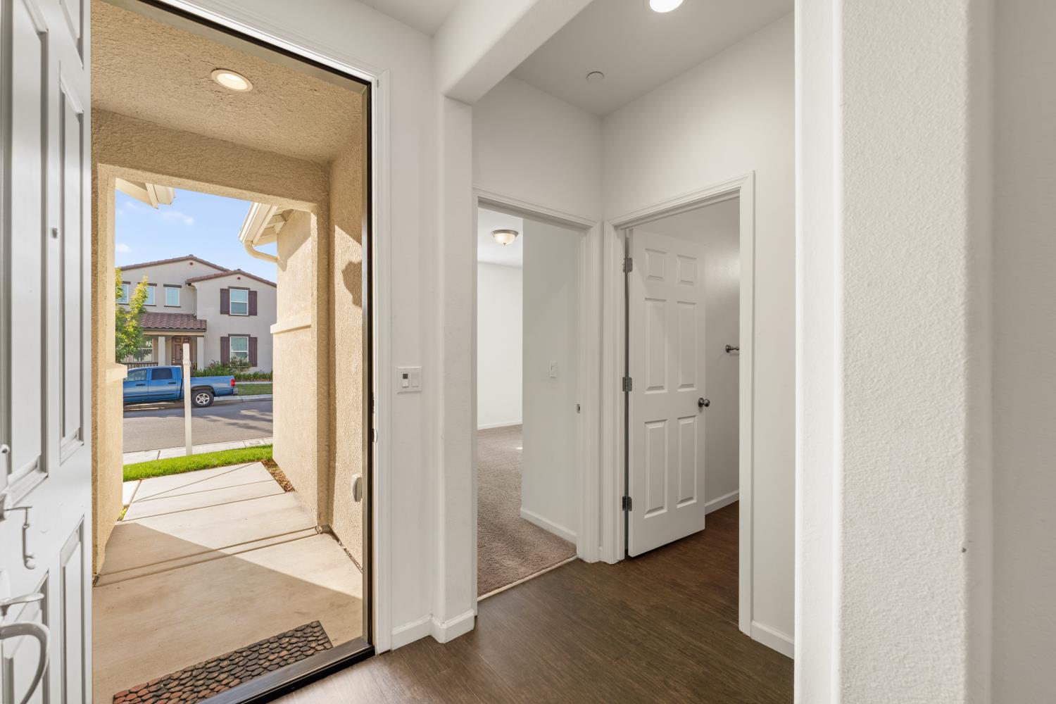 4686 N Casey Ave, Fresno, CA 93723