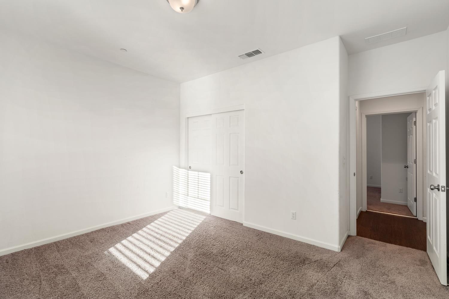 4686 N Casey Ave, Fresno, CA 93723