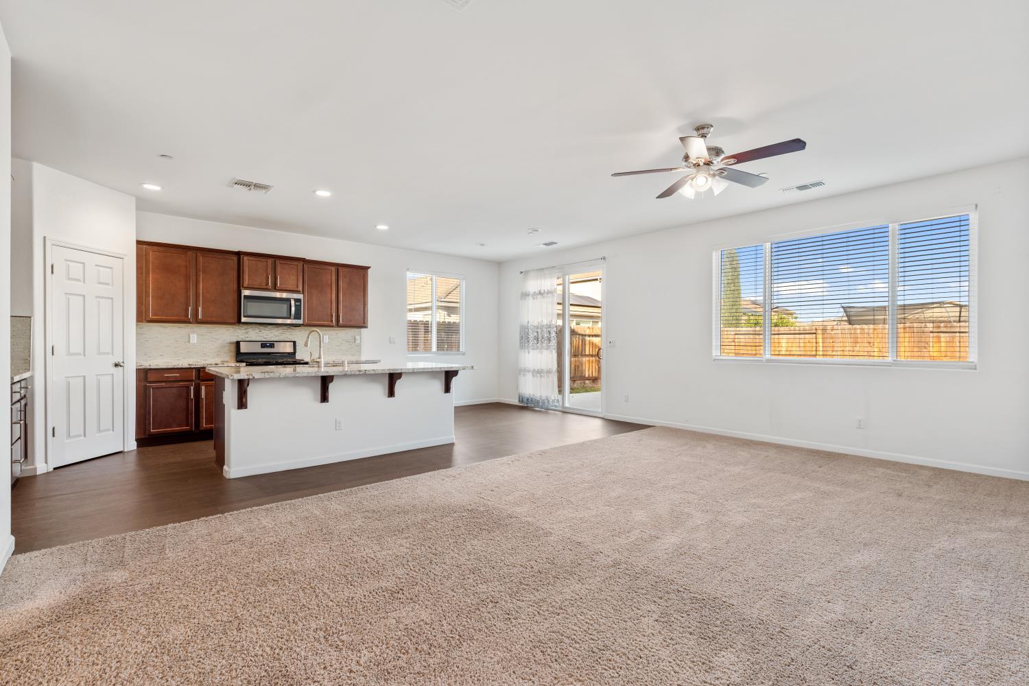 4686 N Casey Ave, Fresno, CA 93723