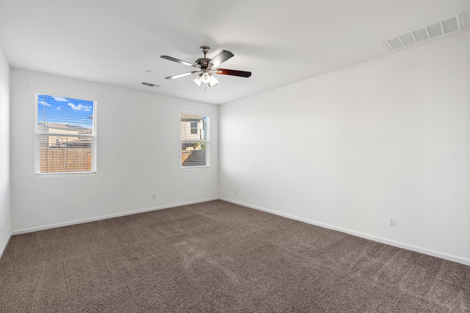 4686 N Casey Ave, Fresno, CA 93723