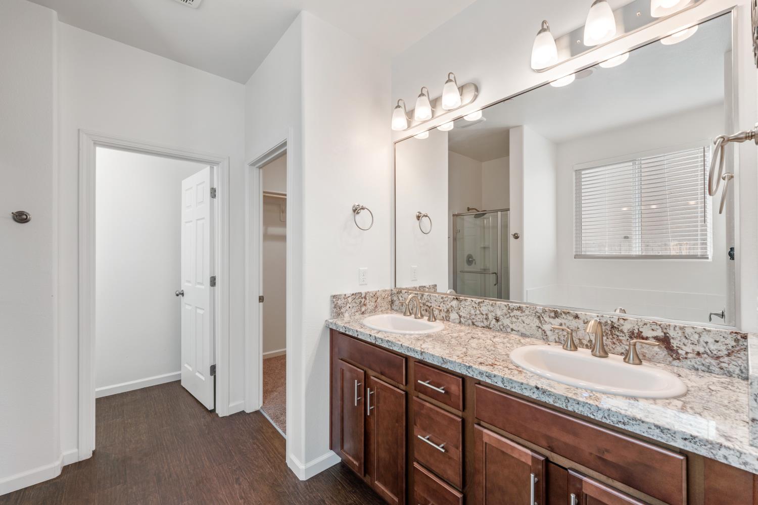 4686 N Casey Ave, Fresno, CA 93723