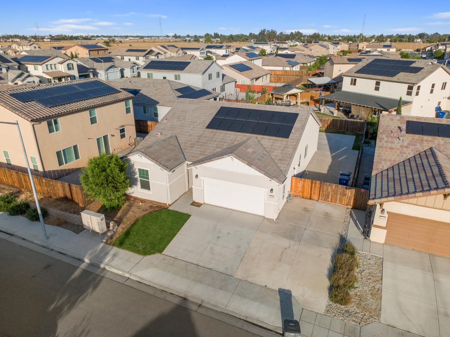4686 N Casey Ave, Fresno, CA 93723
