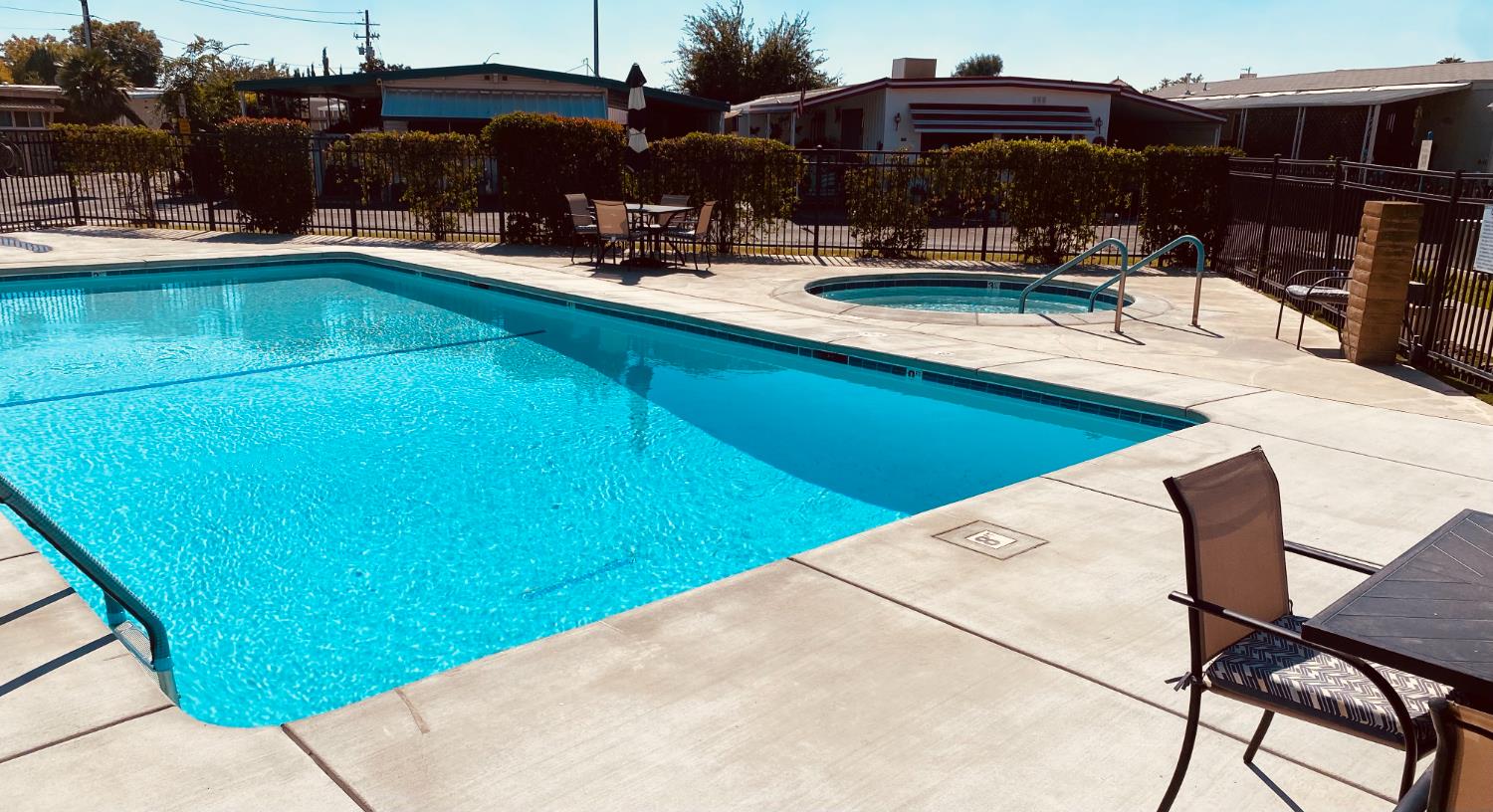 1724 Minnewawa Ave #95, Clovis, CA 93612