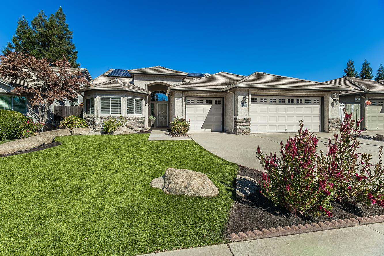 2290 W Atlanta Ave, Fresno, CA 93711