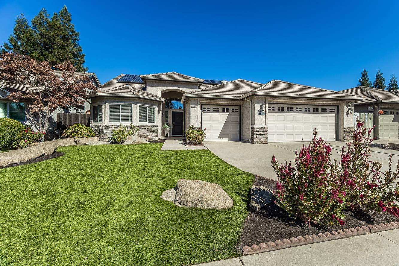 2290 W Atlanta Ave, Fresno, CA 93711