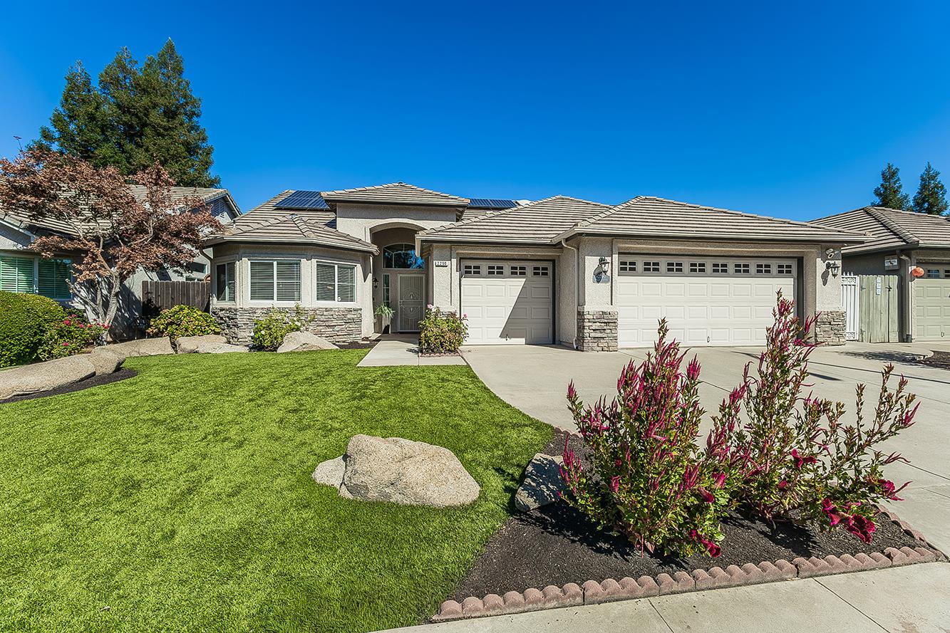 2290 W Atlanta Ave, Fresno, CA 93711