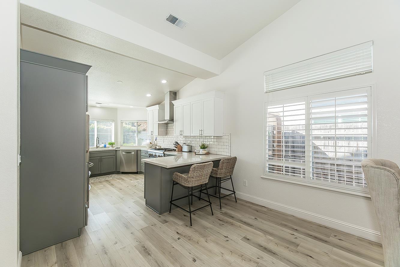 2290 W Atlanta Ave, Fresno, CA 93711