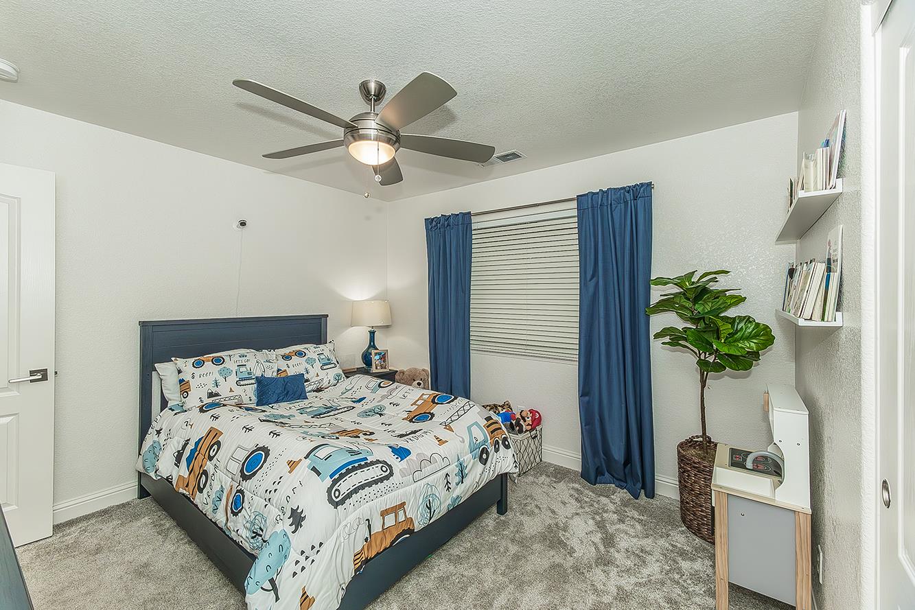 2290 W Atlanta Ave, Fresno, CA 93711