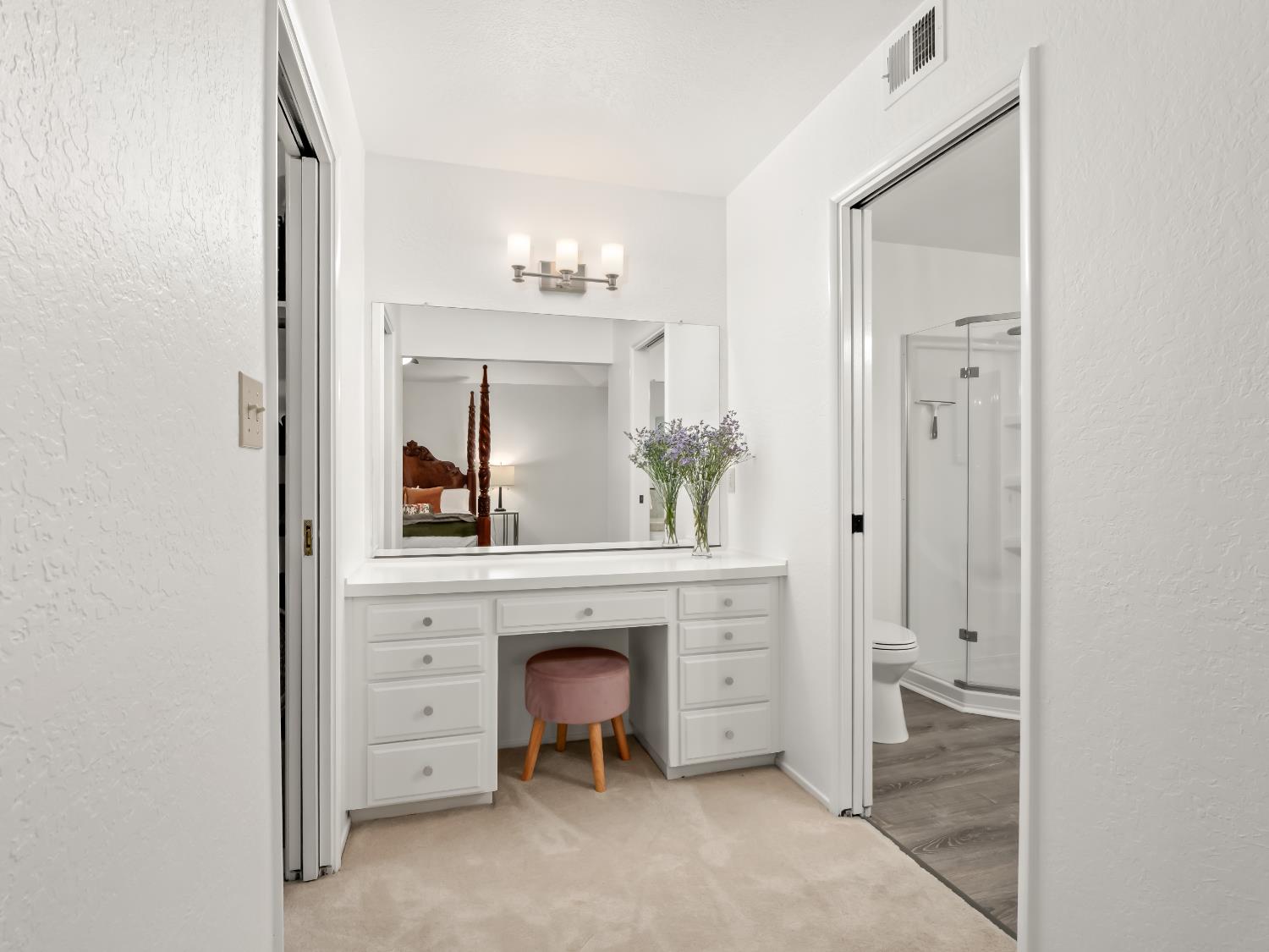 9430 E Ellery Ave, Clovis, CA 93619