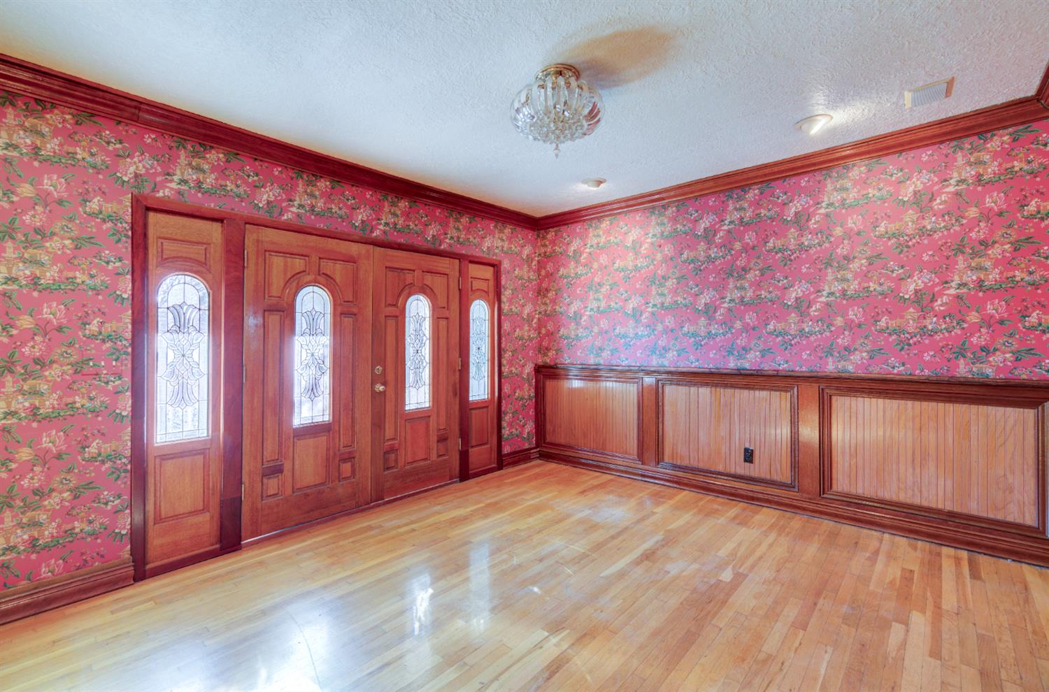 4895 N Thorne Ave, Fresno, CA 93704