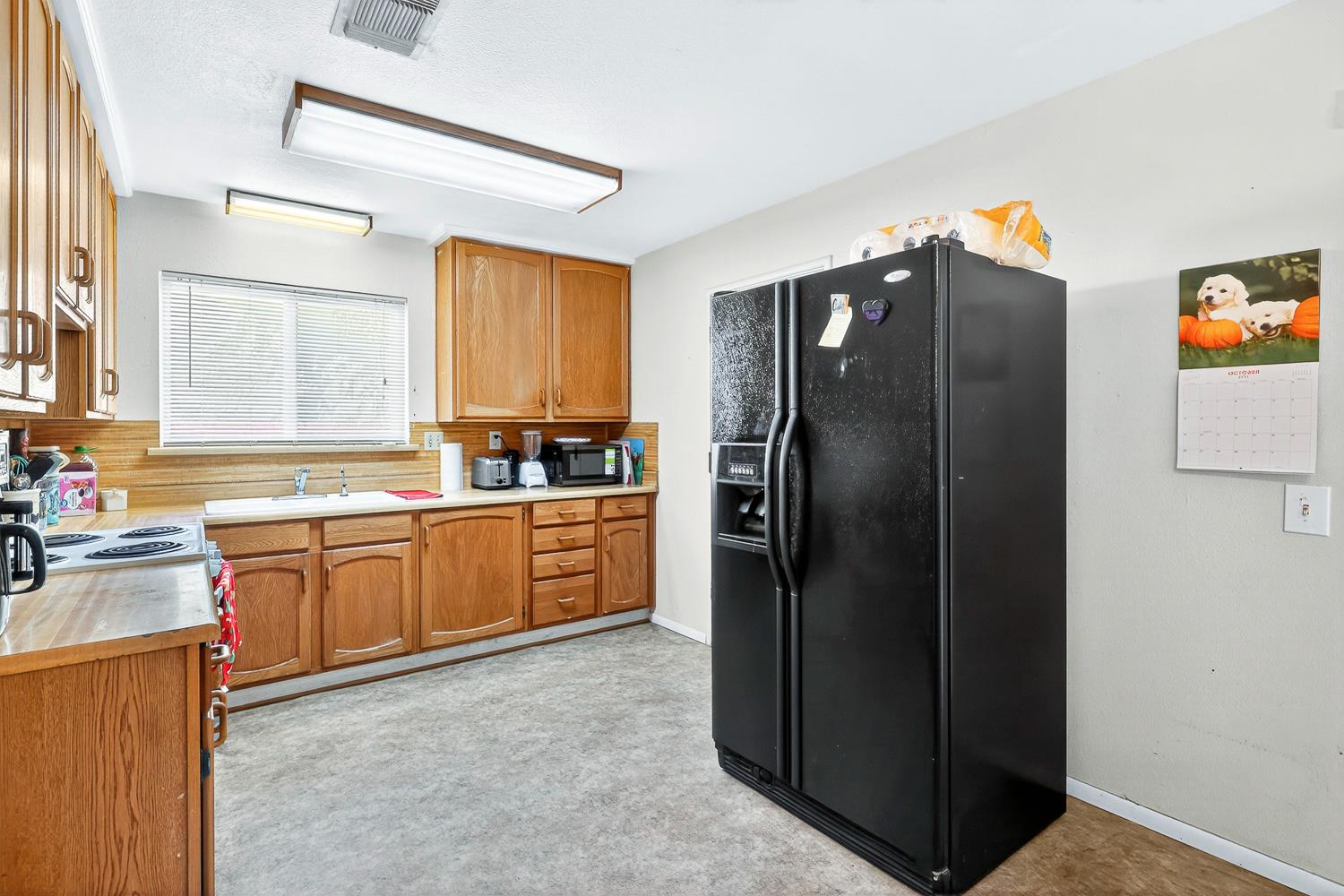 221 S Coalinga St, Coalinga, CA 93210