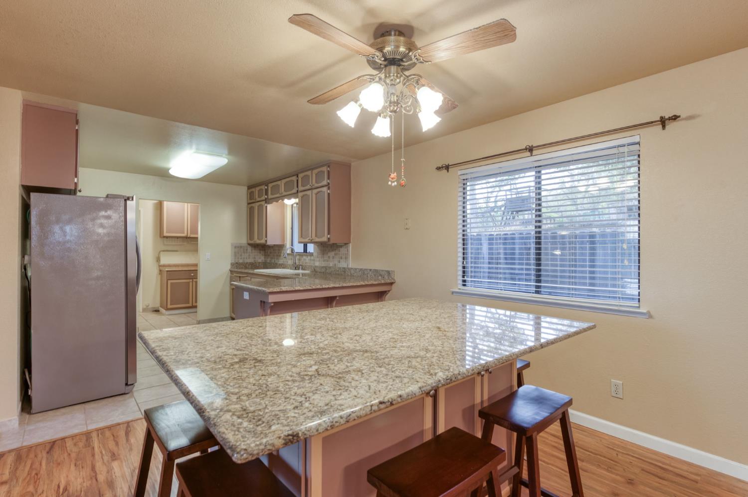 42607 Long Hollow Dr, Coarsegold, CA 93614