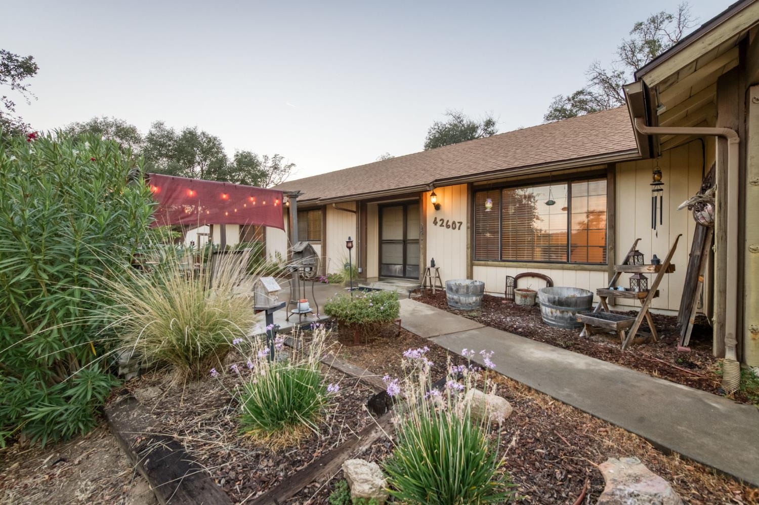 42607 Long Hollow Dr, Coarsegold, CA 93614