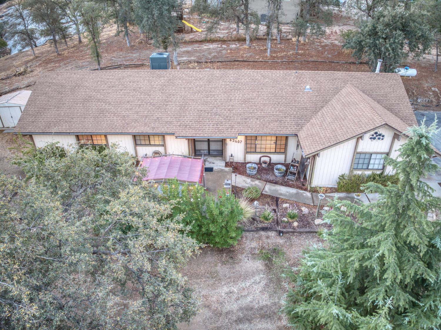 42607 Long Hollow Dr, Coarsegold, CA 93614